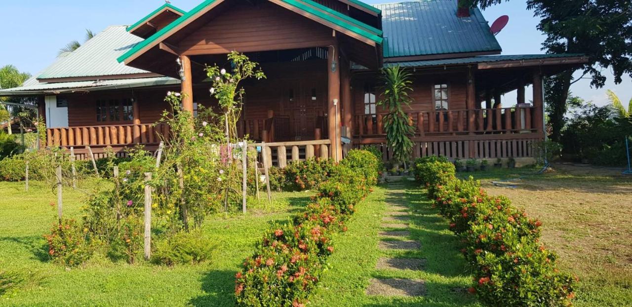 Ban Chang Klang Na Nong ap Chang Exteriör bild